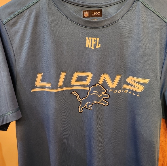 Detroit Lions T shirt - Picture 2 of 5
